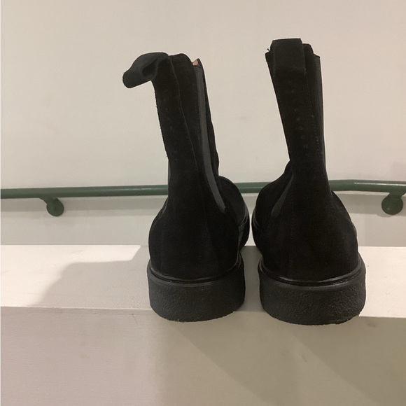 Men's Black Suede Chukka Boots - Picture 3 of 7